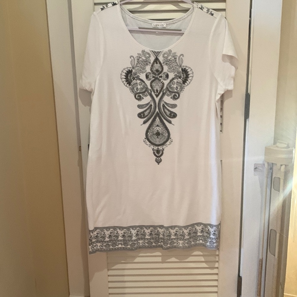 Women dress